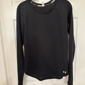 Under Armour run long sleeve top